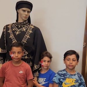 Meet your Posher, Joumana